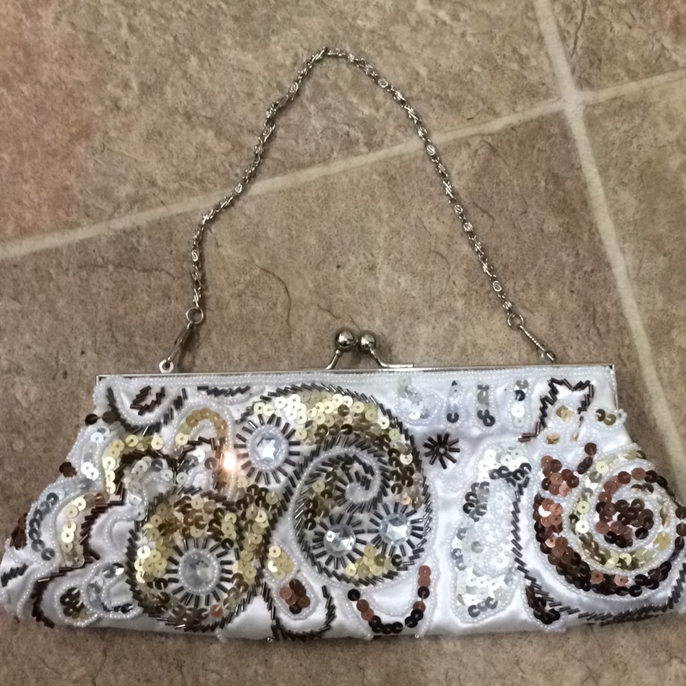 Super Cute Embellished Clutch Purse apt. 9 L@@k